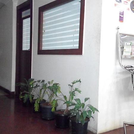 Hotel Richmond Residency Bangalore Buitenkant foto