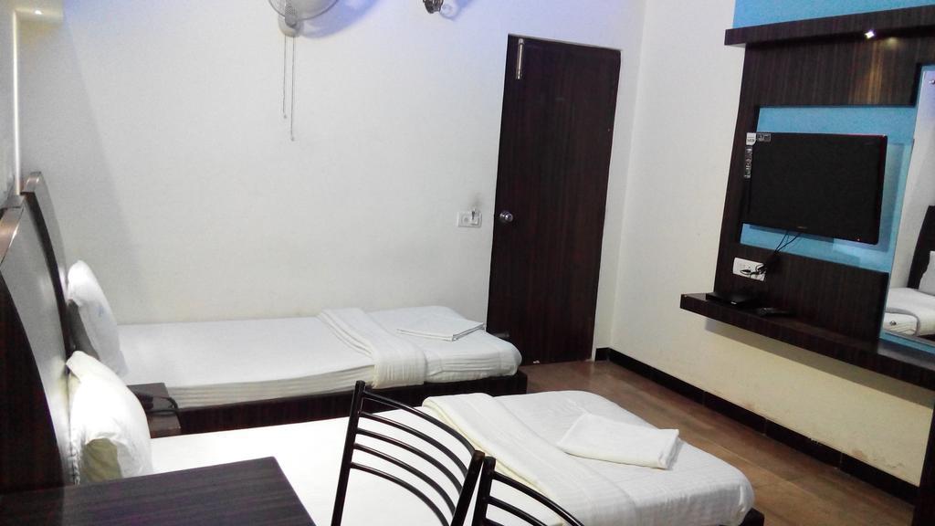 Hotel Richmond Residency Bangalore Buitenkant foto